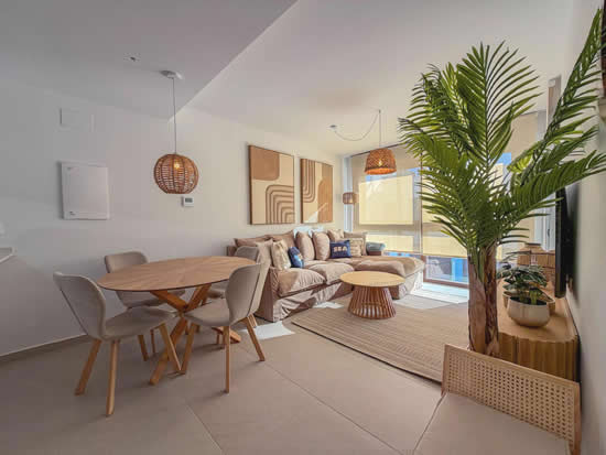 Pila de la horidada Installation 2026